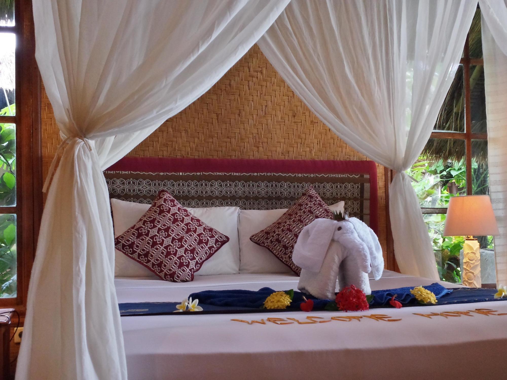 Santai Hotel Amed  Exterior photo